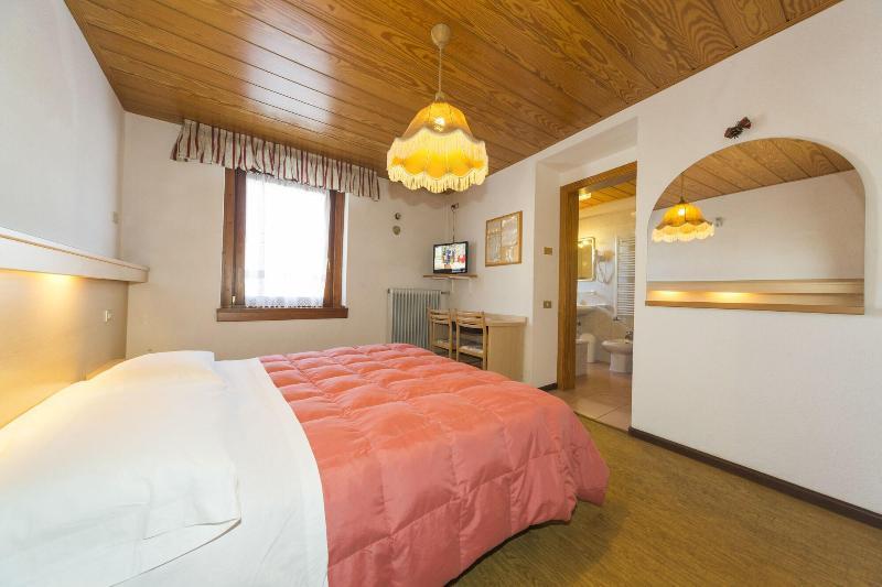 Hotel Trentino โฟลกาเรีย ภายนอก รูปภาพ