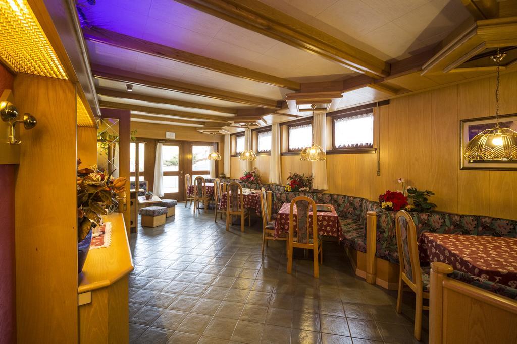 Hotel Trentino โฟลกาเรีย ภายนอก รูปภาพ